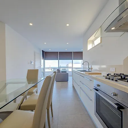 Two Bedroom With Private Rooftop Jacuzzi Mellieha 360 Estates * Ix-Xaghra ta' Barra
