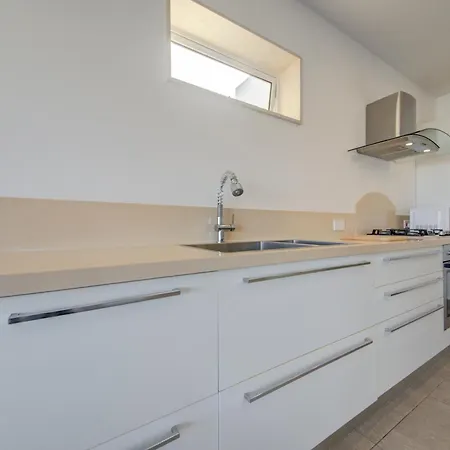 Two Bedroom With Private Rooftop Jacuzzi Mellieha 360 Estates