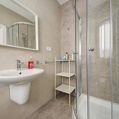 Two Bedroom With Private Rooftop Jacuzzi Mellieha 360 Estates Lägenhet Ix-Xaghra ta' Barra