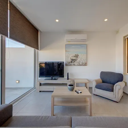 Lägenhet Two Bedroom With Private Rooftop Jacuzzi Mellieha 360 Estates Ix-Xaghra ta' Barra