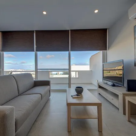 Two Bedroom With Private Rooftop Jacuzzi Mellieha 360 Estates Lägenhet Ix-Xaghra ta' Barra