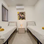 Two Bedroom With Private Rooftop Jacuzzi Mellieha 360 Estates