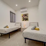 Two Bedroom With Private Rooftop Jacuzzi Mellieha 360 Estates Apartment