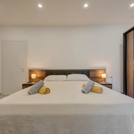 Apartamento Two Bedroom With Private Rooftop Jacuzzi Mellieha 360 Estates