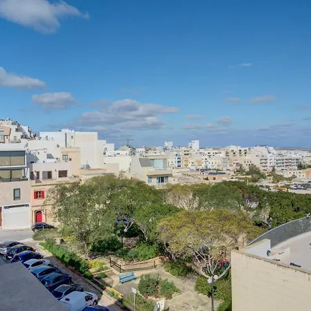 Two Bedroom With Private Rooftop Jacuzzi Mellieha 360 Estates Appartement