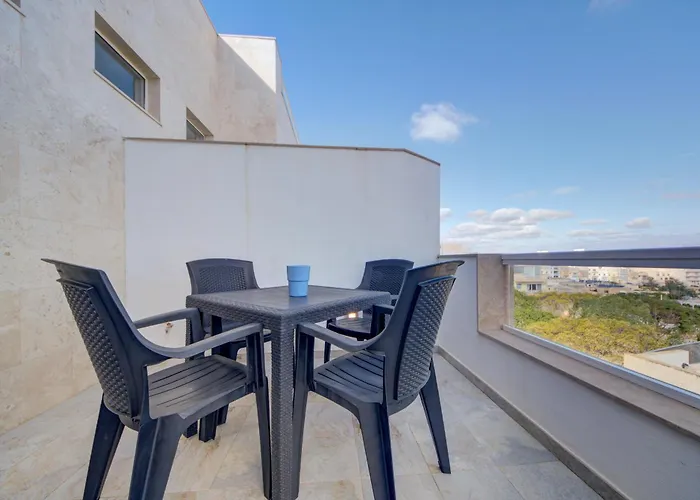 Two Bedroom With Private Rooftop Jacuzzi Mellieha 360 Estates Ix-Xaghra ta' Barra